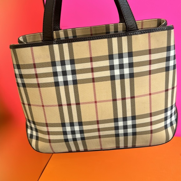 Burberry London tote bag in good condition beautiful clean - Picture 5 of 17